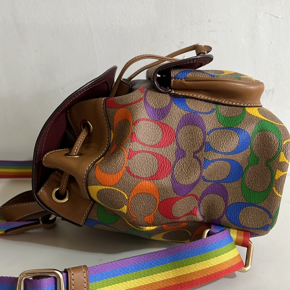 Coach Pennie Backpack 22 In Rainbow Signature - Picture 12 of 14
